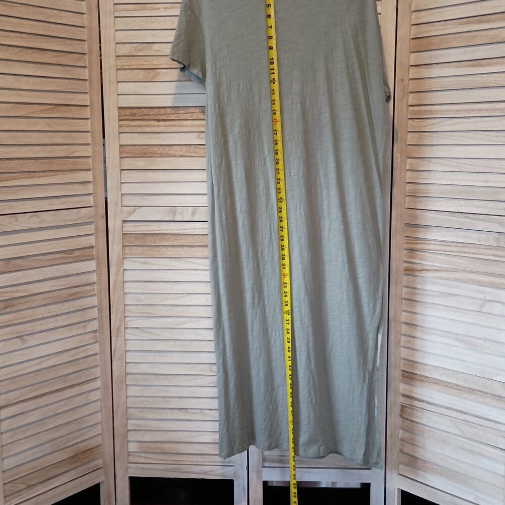 Love is all you need very long Tee - Picture 4 of 8